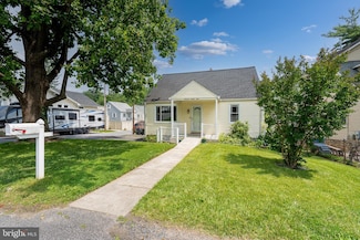 1923 Oak Dr, Gwynn Oak, MD 21207