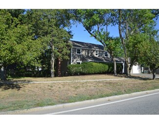 267 Grove St, Cambridge, MA 02138