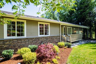 638 Crest Ln, Sedro Woolley, WA 98284