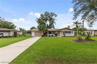 867 June Pkwy, North Fort Myers, FL 33903