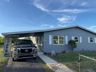 4685 SW 33rd Dr, West Park, FL 33023