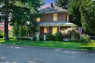 1002 Sherman Ave, Prosser, WA 99350