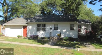 404 W Adams St, Mount Ayr, IA 50854