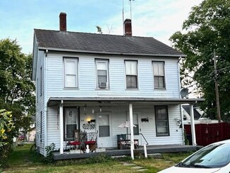 414 W 7th St, Connersville, IN 47331