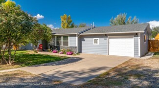 121 Remington St, Rifle, CO 81650