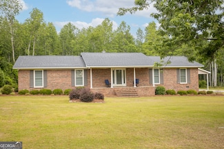 143 Atkinson Dr, Swainsboro, GA 30401