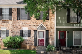 20 Abbey Rd, Euless, TX 76039