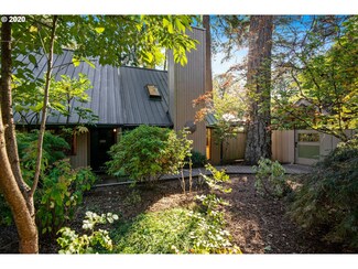 4380 Douglas Way, Lake Oswego, OR 97035