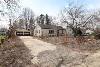 2716 Markay St SE, Rochester, MN 55904