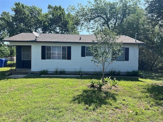 519 S Martin Luther King jr Blvd, Elgin, TX 78621