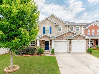 6532 Prosperity Commons Dr, Charlotte, NC 28269