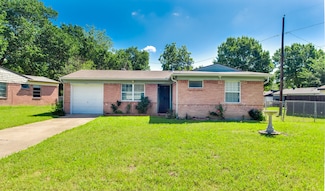 4712 Laurel Ln, Mesquite, TX 75150
