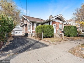622 Summit Ave, Philadelphia, PA 19128