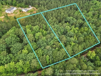 27 Chartres St, Fuquay-Varina, NC 27526