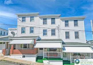 32 Powell St, Lansford, PA 18232