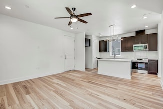 4127 E 12th St Unit 4, Austin, TX 78721