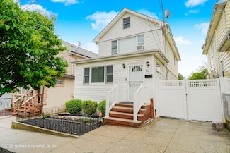 50 Coursen Place, Staten Island, NY 10304