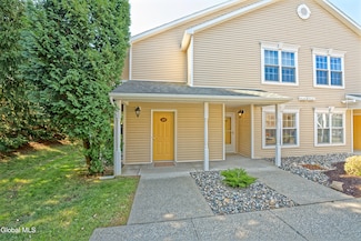 205 Cedar Run, Rensselaer, NY 12144