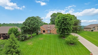 512 Water Cliff Dr, Somerset, KY 42503