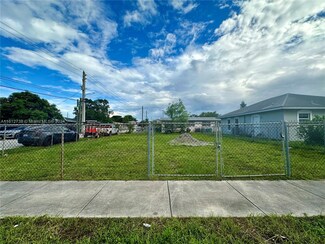 2102 NW 69th Terrace, Miami, FL 33147
