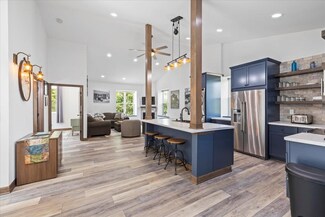 12 2nd St, New Glarus, WI 53574