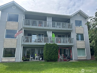 2307 W Woodin Ave Unit 1-E, Chelan, WA 98816