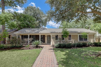 5502 Lincrest Ln, Houston, TX 77056