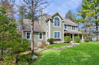 6 Hickory Ln, Georgetown, MA 01833