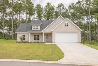 139 Bloomfield Dr, Thomasville, GA 31792