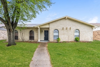 9317 Pollard St, Rowlett, TX 75088