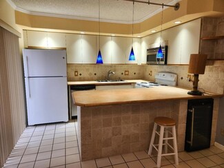 2742 SW 15th St, Deerfield Beach, FL 33442