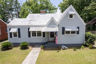 715 E 58th St, Savannah, GA 31405