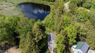 6 Crawfords Common, Sandown, NH 03873