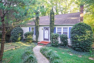 615 Corona St, Winston Salem, NC 27103