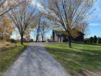 10475 Lincoln Way E, Orrville, OH 44667