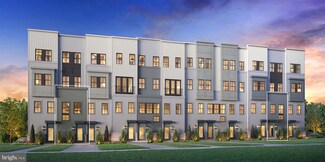 14433 Glen Manor Dr, Chantilly, VA 20151