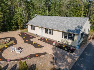 50 Ridge Berry Ln, Center Harbor, NH 03226
