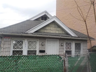 2951 Brighton 7th St, Brooklyn, NY 11235