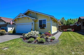 4916 Bend Dr NE, Lacey, WA 98516