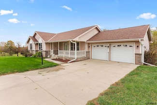 9349 Greeley Ave, Blair, NE 68008