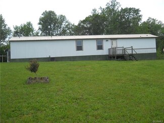 919 Finchs Hill Rd, Warsaw, VA 22572