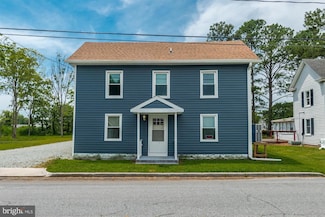 215 N 1st St, Crisfield, MD 21817
