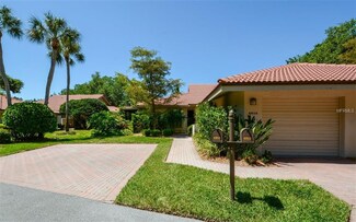 4814 Kestral Park Cir, Sarasota, FL 34231