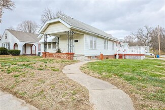 3127 Jules St, Saint Joseph, MO 64501