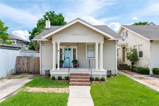 5820 Magnolia St, New Orleans, LA 70115