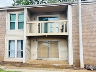 6684 Whispering Oak Place Unit 1, Memphis, TN 38120
