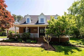 1033 Orchard St, King, NC 27021
