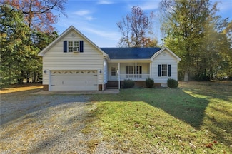 1611 York Rest Ln, Hayes, VA 23072