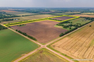 21 +/- Acres On N Seneca Unit Parcel 3, Valley Center, KS 67147