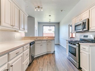 2721 SE 97th St, Moore, OK 73160